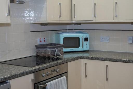 Beautiful Bexhill Cottage With Garden 3 Mins Walk To Beach المظهر الخارجي الصورة